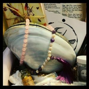 💞 Mother of Pearl mermaid shell box
